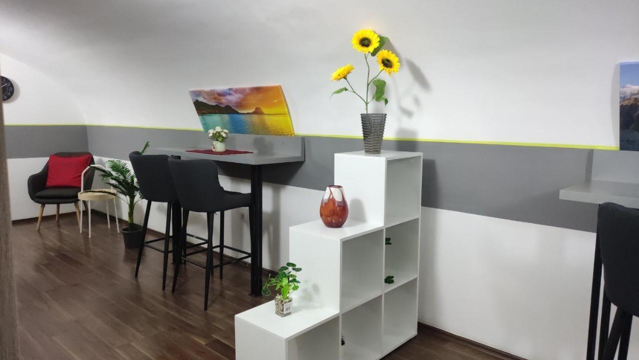 Eiffel-T45 Five Bedroom Central Apartment Βουδαπέστη Εξωτερικό φωτογραφία