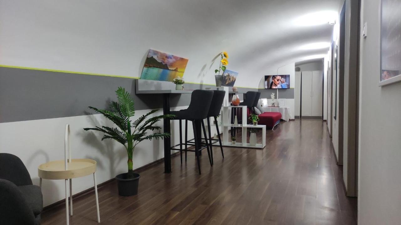 Eiffel-T45 Five Bedroom Central Apartment Βουδαπέστη Εξωτερικό φωτογραφία