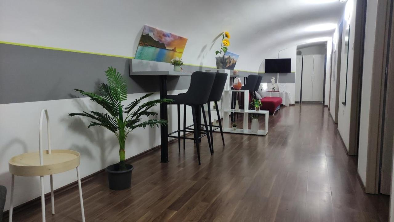 Eiffel-T45 Five Bedroom Central Apartment Βουδαπέστη Εξωτερικό φωτογραφία